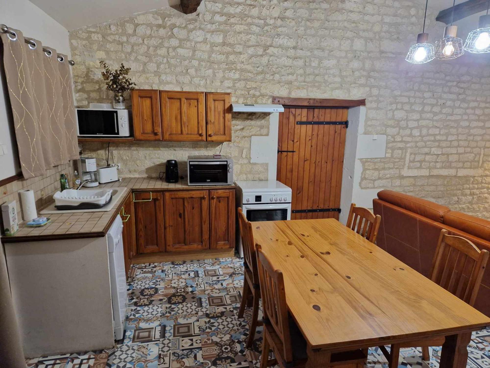 Escale Au Clos Saint Martin De Juillers Gites Et Chambres D'Hotes Buitenkant foto
